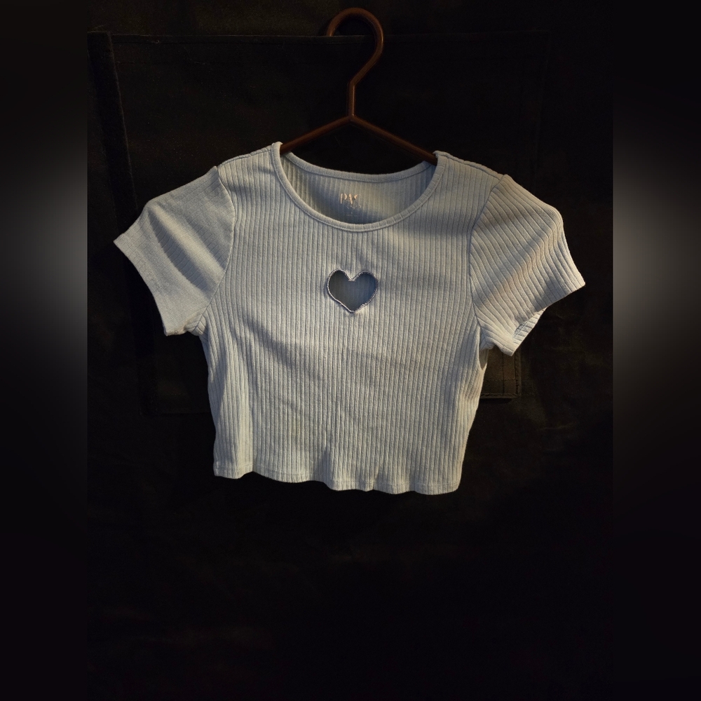 PACSUN Heart Cut Out Crop Top Size Small